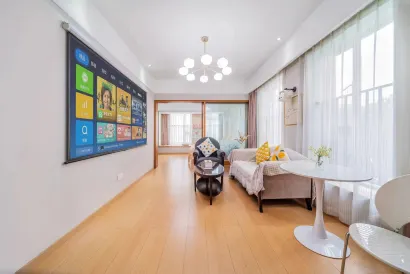 Langqing Hongsheng Hotel Apartment (Guanyin Bridge Branch)