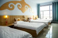 Qahar Right Rear Banner Mongentala Homestay