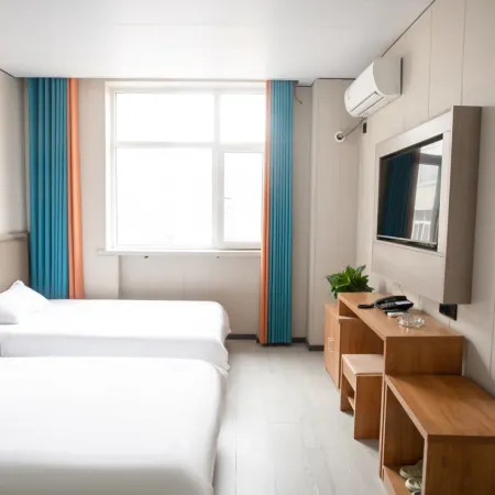 Yijia 365 Hotel (Hengshui Railway Station Plaza Central Street Store)