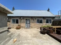 Grandma's Courtyard (Weihai Rongcheng Chengshan Town Licun) Hotels near Motianling