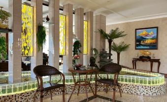 Yining Yishui No.8 B&B