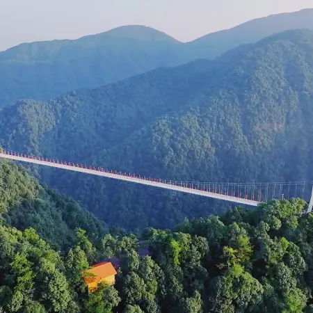 Shuye · Hidden Luxury Wilderness Camping Hotel (Sanbaishan)