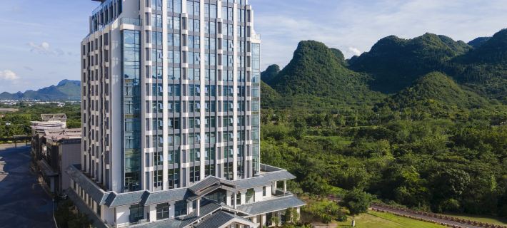Hilton Garden Inn Xingyi Wanfenglin Hotel di Xingyi