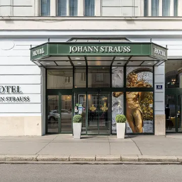Hotel Johann Strauss Отели рядом с достопримечательностью «Рынок Нашмаркт»