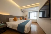 Bird's Nest Art Homestay (Beihai Old Street Beibu Gulf Plaza)