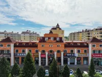 Burqin Qipan Hotel - Airport Shuttle