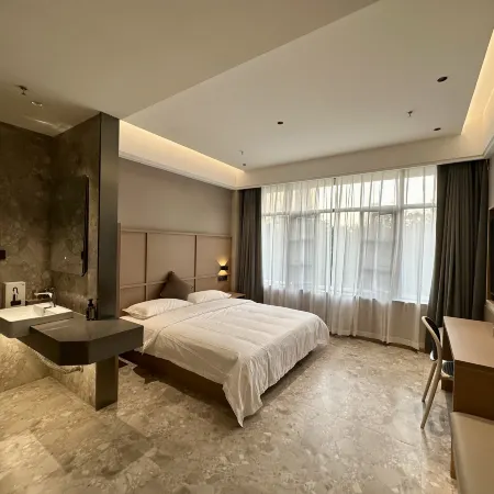 Feile Hotel (Luoyang Longmen High speed Railway Station Branch)