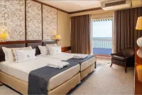Hotel Algarve Casino Hotels in Ferragudo
