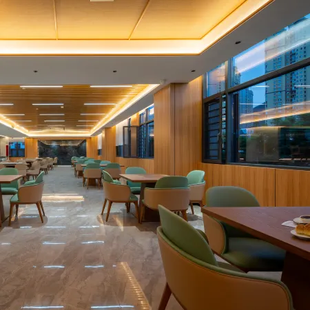 ZE QI HOTEL