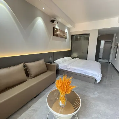 Tongren Xingrui Hotel Hotels near Bijiang Natural Bridge Scenic Area