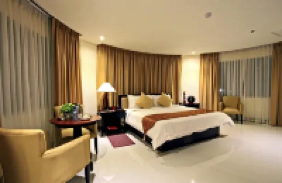 ホテル セントロ プエルトプリンセサ パラワン