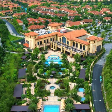 Yuetianxia Hot Spring Hotel