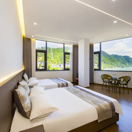 She County Shendu Town Gallery Home Homestay (Xin'anjiang Landscape Gallery Scenic Area)
