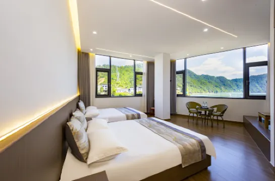 She County Shendu Town Gallery Home Homestay (Xin'anjiang Landscape Gallery Scenic Area)