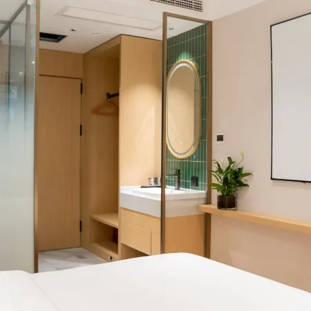 Shell Hotel (Anyang Cangxiang attraction Beida Street)