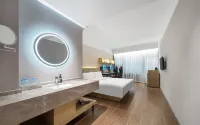 Pisces Premium Selected Hotel (Nanjing Olympic Sports Center Zhongsheng Subway Station)