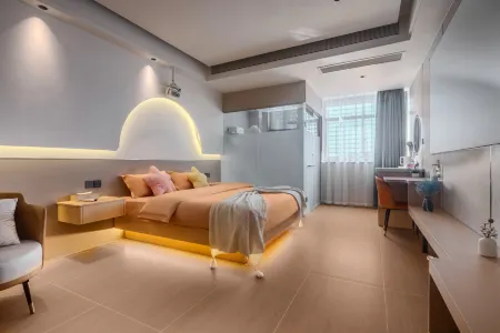 Shiqi · Smart Homestay (Haikou Meilan Airport Guilin Yang University City Branch) Отели рядом с достопримечательностью «Qiongtai Normal University (Guilinyang Campus)»