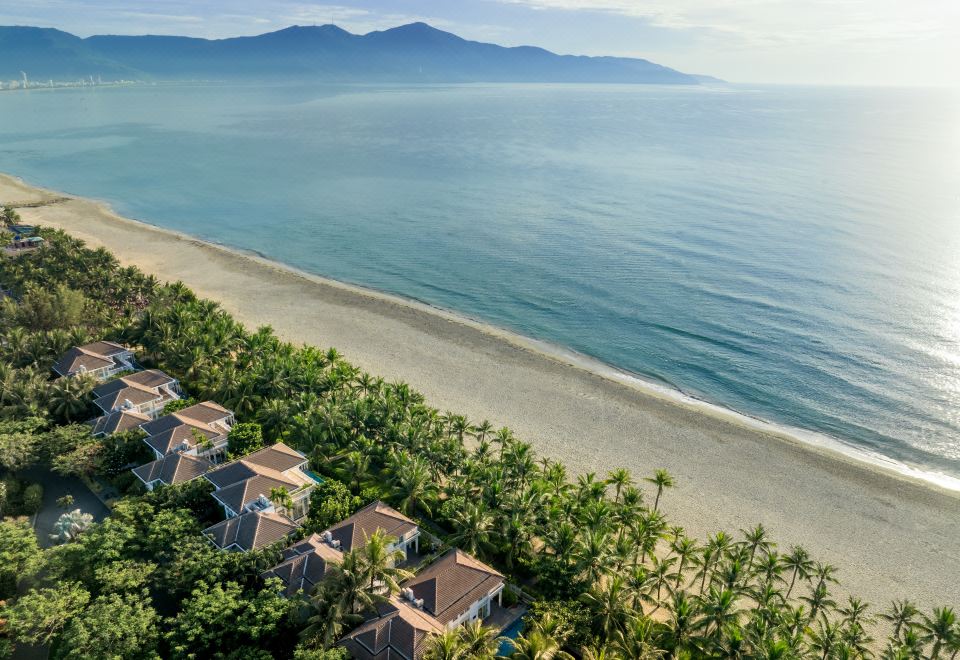 1. 프리미어 빌리지..