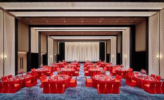 HUALUXE Shenzhen Bao'an, an IHG Hotel