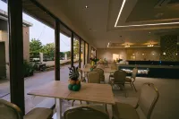 Panglao Vista Suites by SMS Hospitality - breakfast