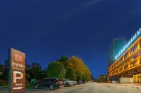 BORRMAN Hotel (Bengbu Guzhen Kaixiang Times Square Branch) - parking