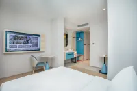 Homeinn · neo Hotel (Korla Petrochemical Avenue No.9 Warehouse)