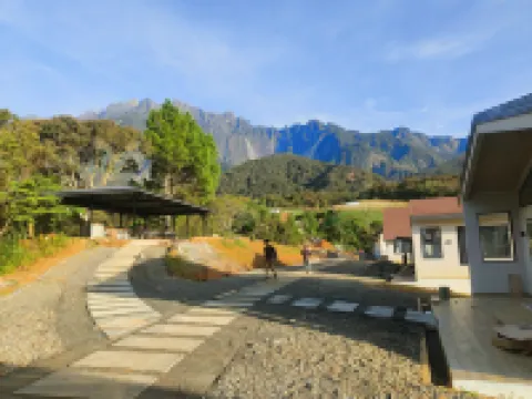 ザ パンピネス ヴィラ クンダサンのホテル