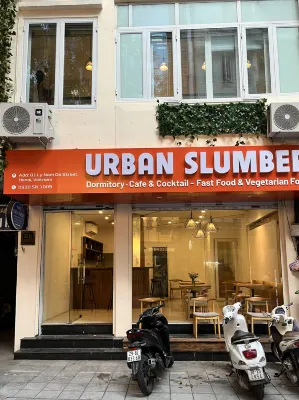 城市安眠旅舍 鄰近Tek Cafe的酒店