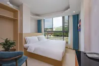 Mingzhu Holiday Hotel