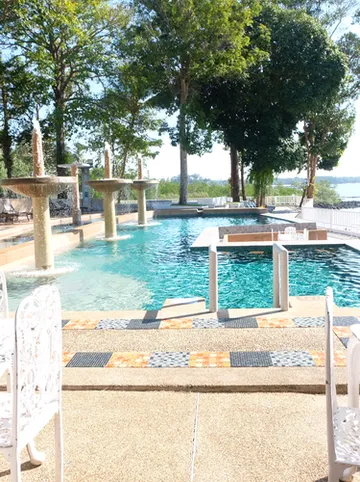 รูปภาพของเอราวัณ บีช รีสอร์ท กระบี่