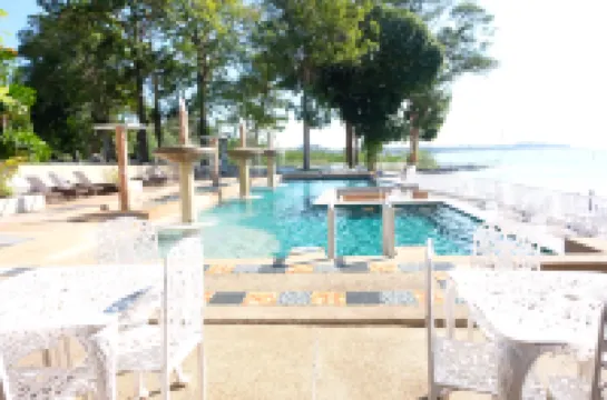 Arawan Beach Resort Krabi