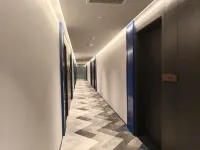 Z Ruipin Mercure Hotel (Suide Shihun Square)