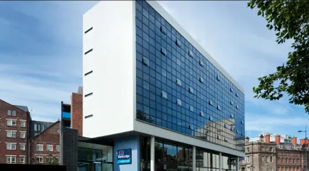 Travelodge Liverpool Central Exchange Street