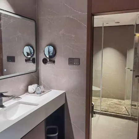 Yuting International Hotel (Liankang City Ningjiang Park Branch)