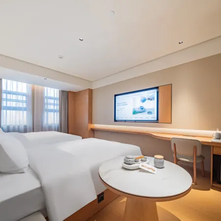 JI Hotel (Suining Central Business District Pedestrian Street)