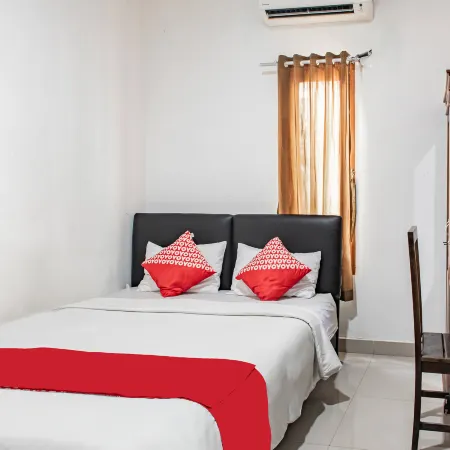 Hotel O Kambang Iwak Area Near Kambang Iwak Park Formerly Kerangga Отели рядом с достопримечательностью «Река Муси»