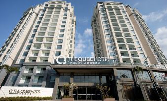 The Q Hotel & Suite Vientiane