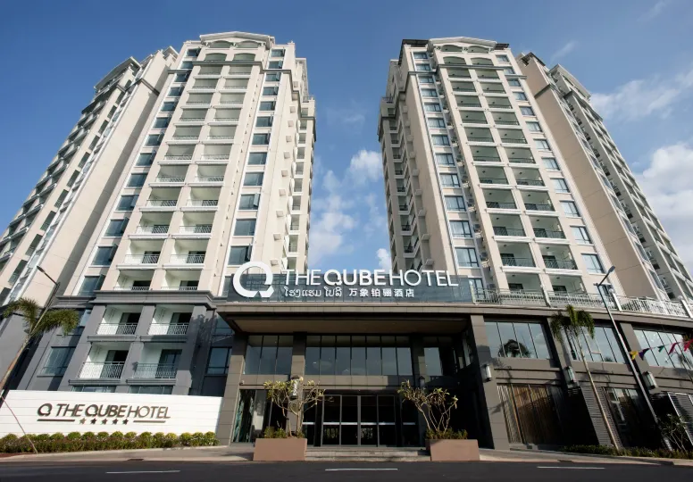 The Q Hotel & Suite Vientiane