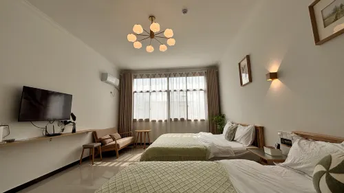 Shitai Mountain and Half Water Homestay