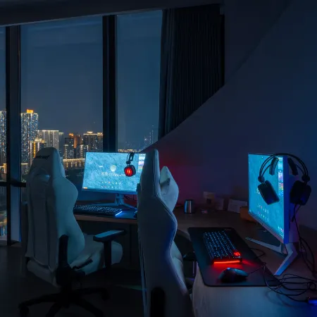 Guangzhi Cloud View Riverfront E-sports Hotel