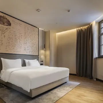 Radisson RED Tbilisi