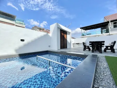 Spacious Home with Private Swimming Pool in Langkawi by Zervin Hotels in 