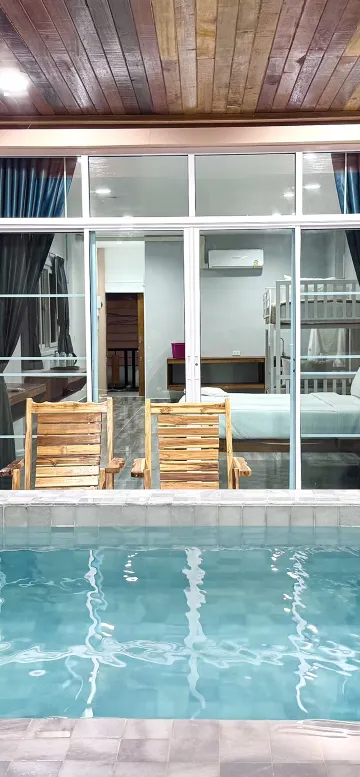 บีชฟรอนท์แฟมิลีพูลวิลลา