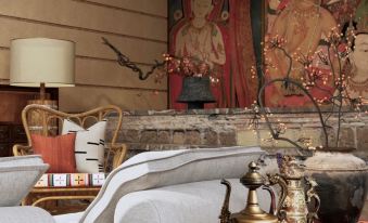 Shangri-La The Chenrezig Sky Garden Hotel