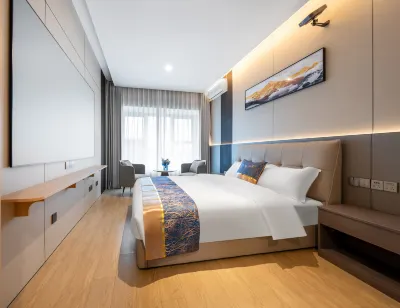 Duman Boutique Hotel Hotels near Stone Carving of Xiao Jing Tomb