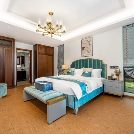 Floral Hotel · Yunshang Hotel (Lingshui Ocean Happy World)