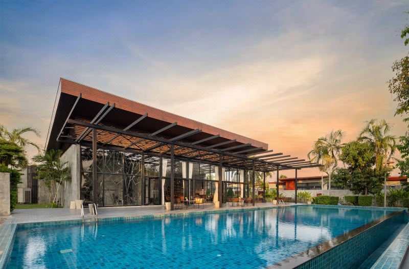 Sunday Sea Two Pool Villa Pattaya