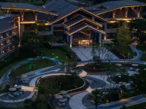 Suối Nước Nóng Phổ Biến Tại Nhã An