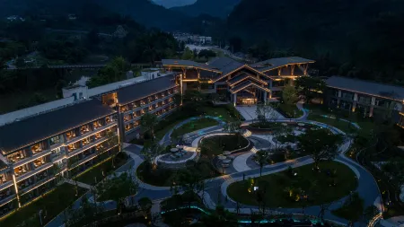 Ya'an Nanshuige Kaiyuan Mingting Hot Spring Hotel Отели в г. Яань