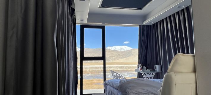 Muxi Starry Sky Camp Hotels in Akto